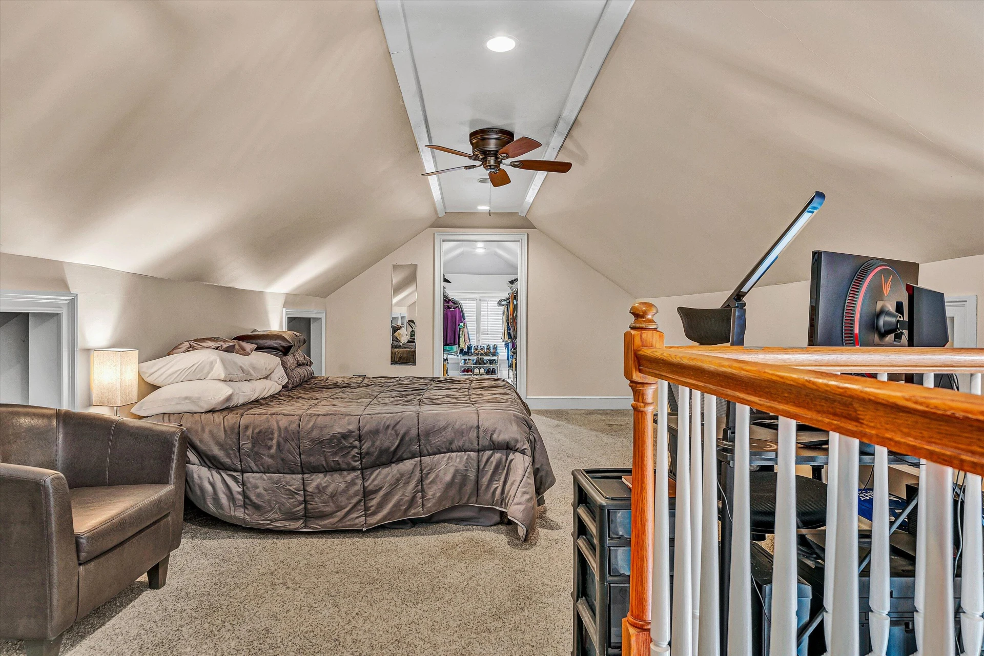 303 Goodwin AVE - Photo 18