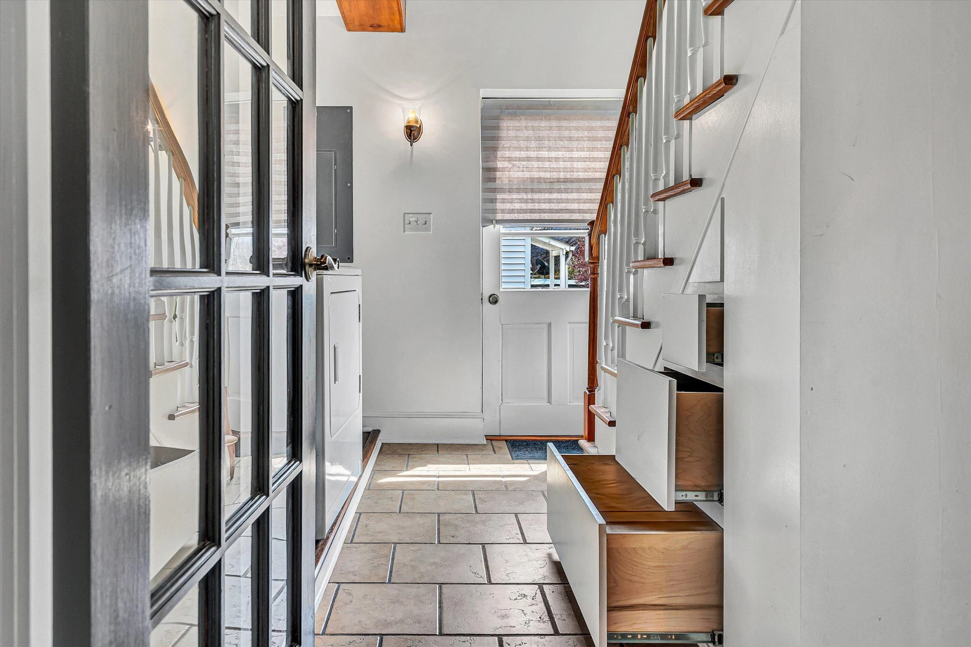 303 Goodwin AVE - Photo 26