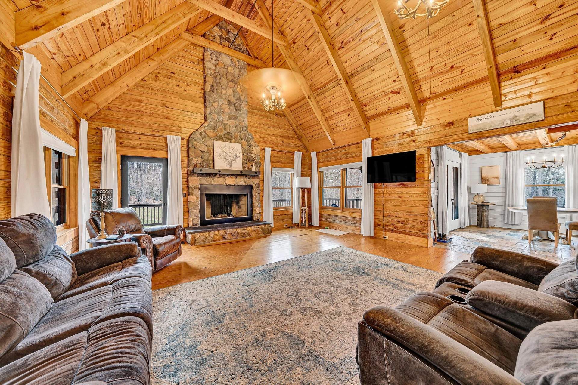 1536 Mount Airy RD - Photo 18