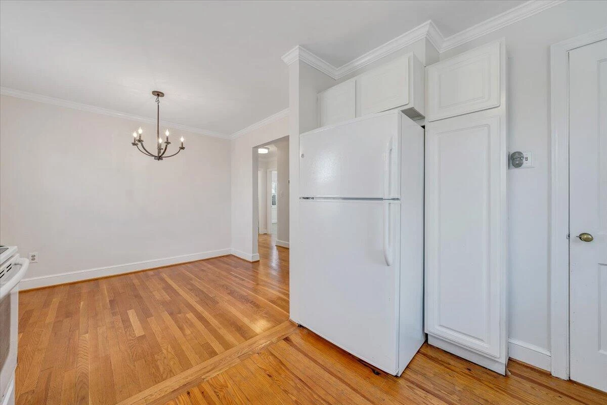 2937 Oak Crest AVE - Photo 16