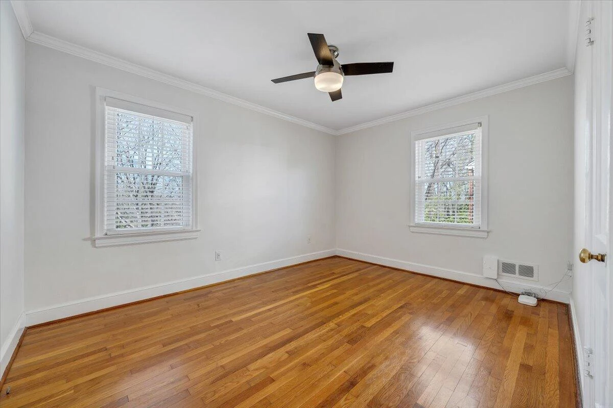2937 Oak Crest AVE - Photo 22