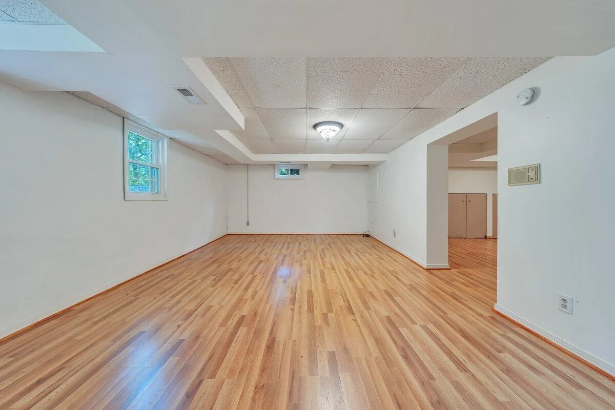 2937 Oak Crest AVE - Photo 27