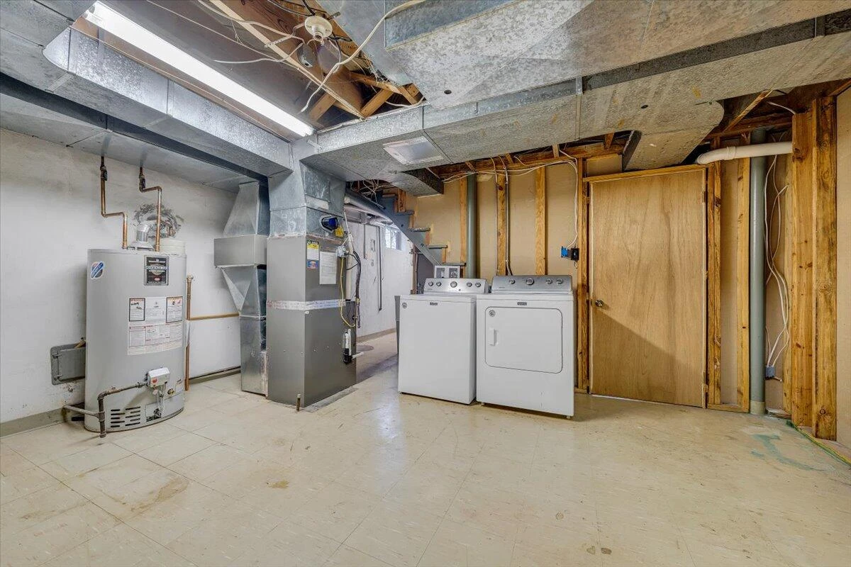 2937 Oak Crest AVE - Photo 32