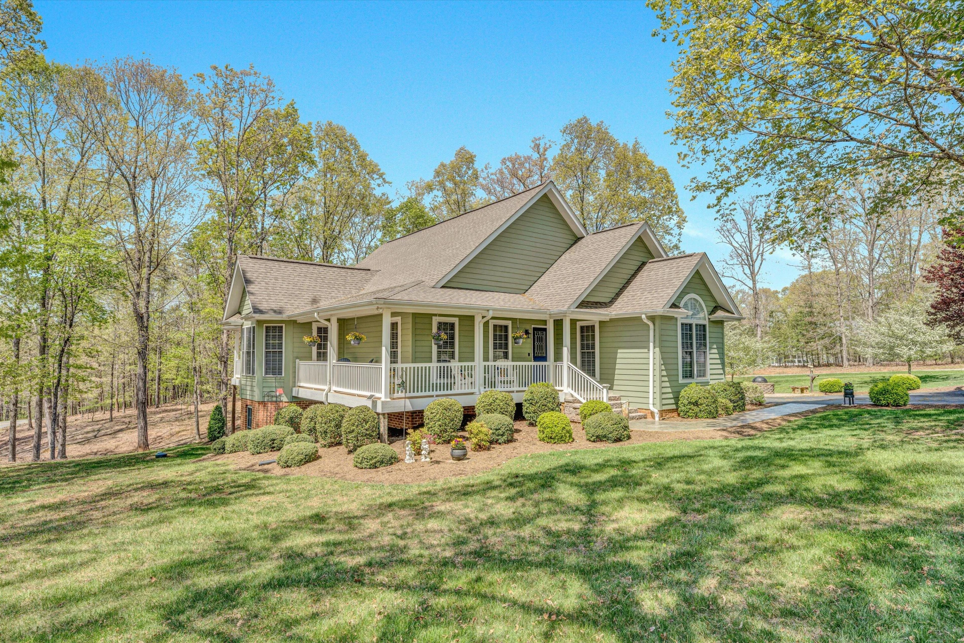 1028 Marie DR