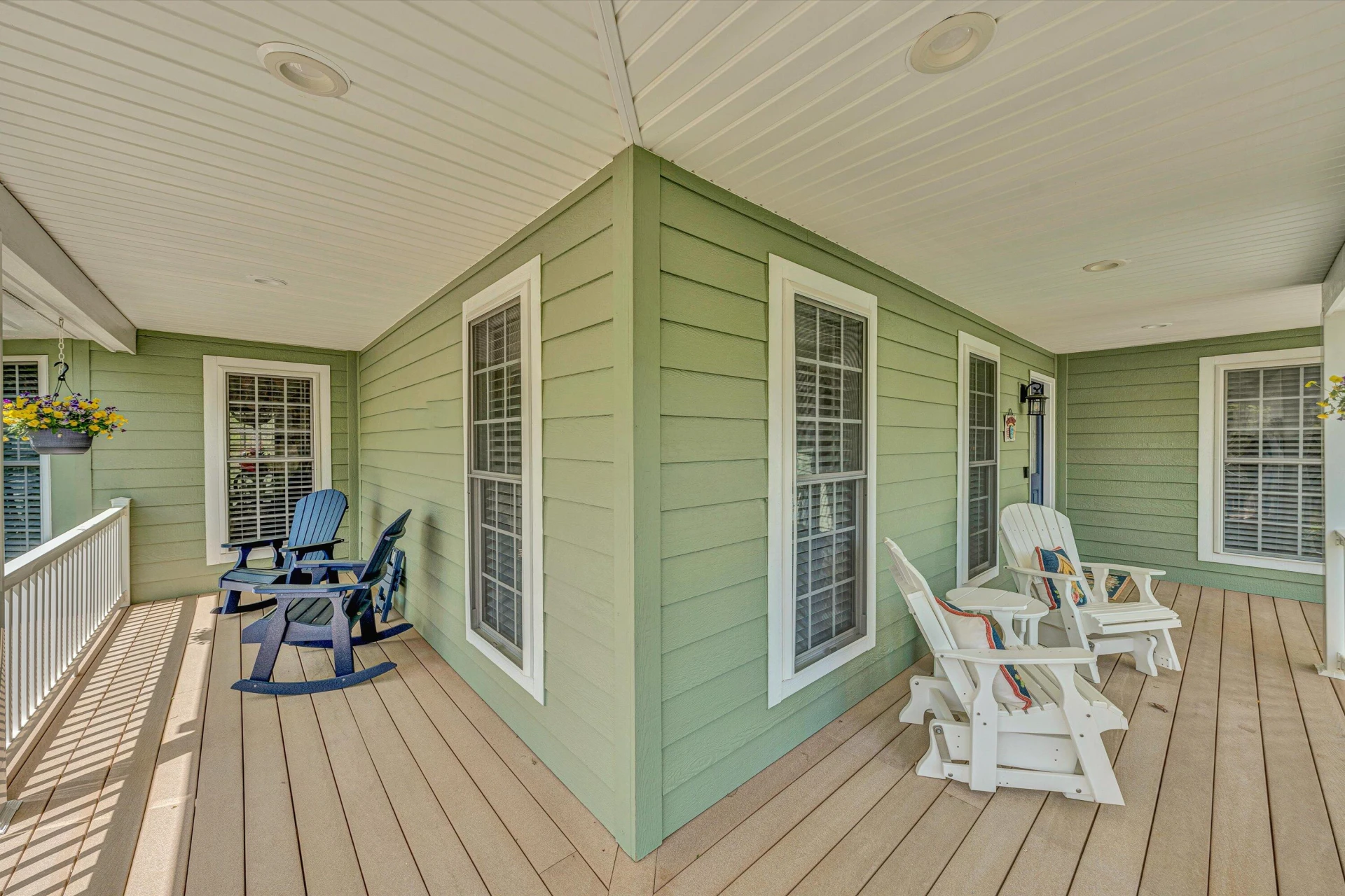 1028 Marie DR - Photo 17