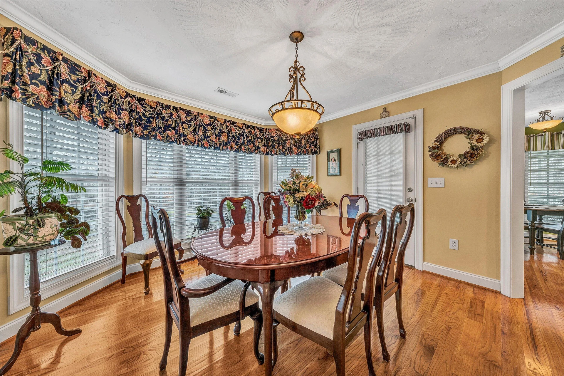 1028 Marie DR - Photo 27