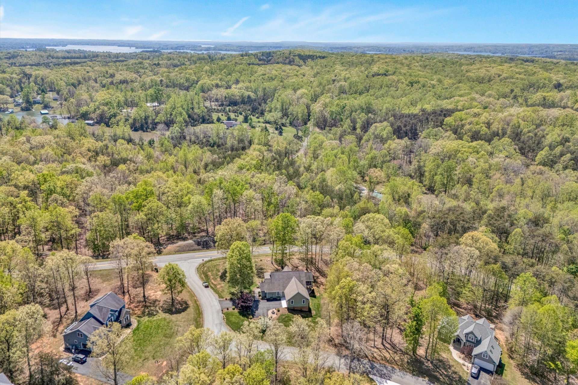 1028 Marie DR - Photo 8