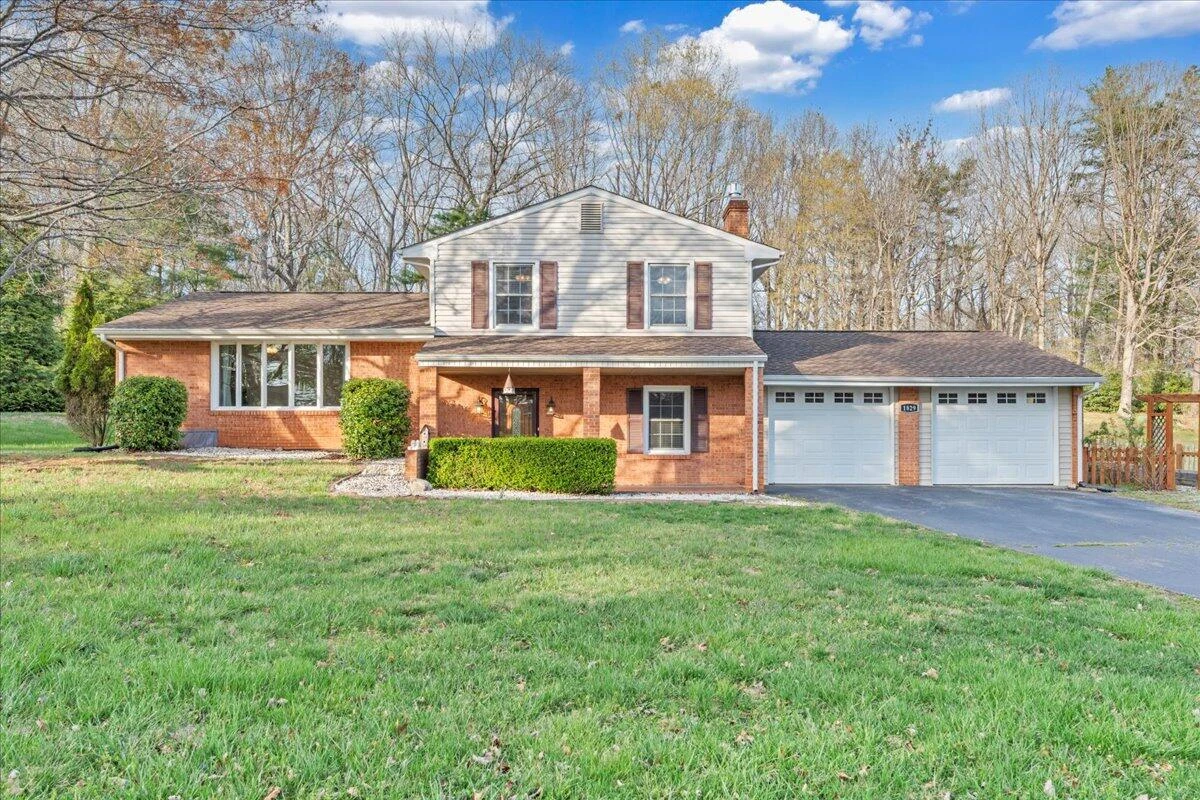 1829 Truman Hill RD