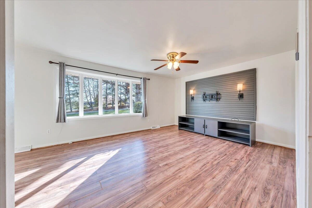 1829 Truman Hill RD - Photo 7