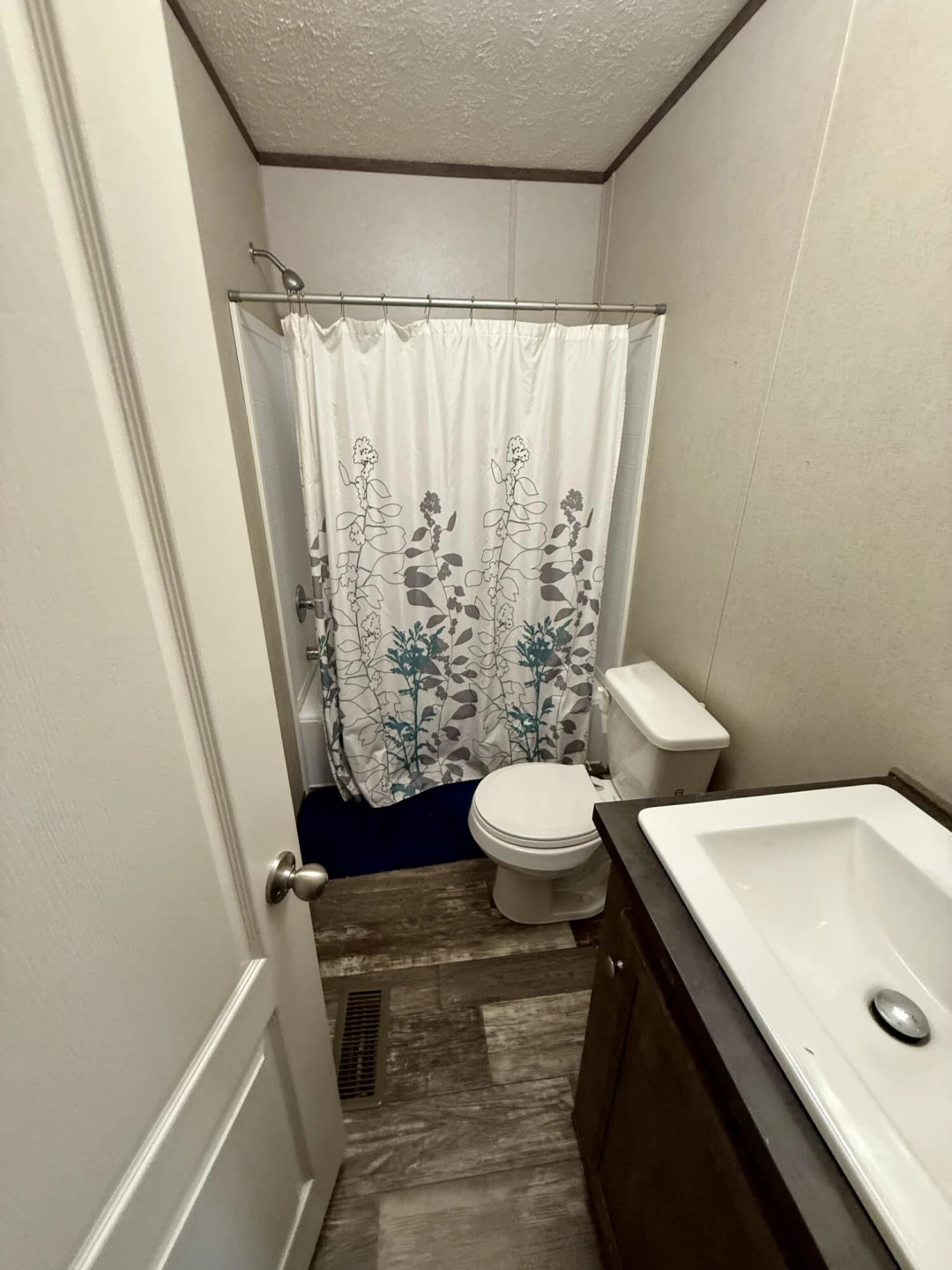 4942 Jeters Chapel RD - Photo 15