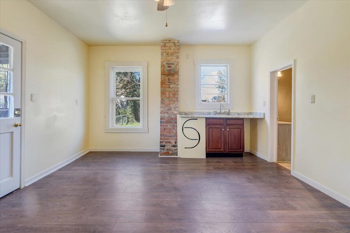 916 Dale AVE - Photo 13