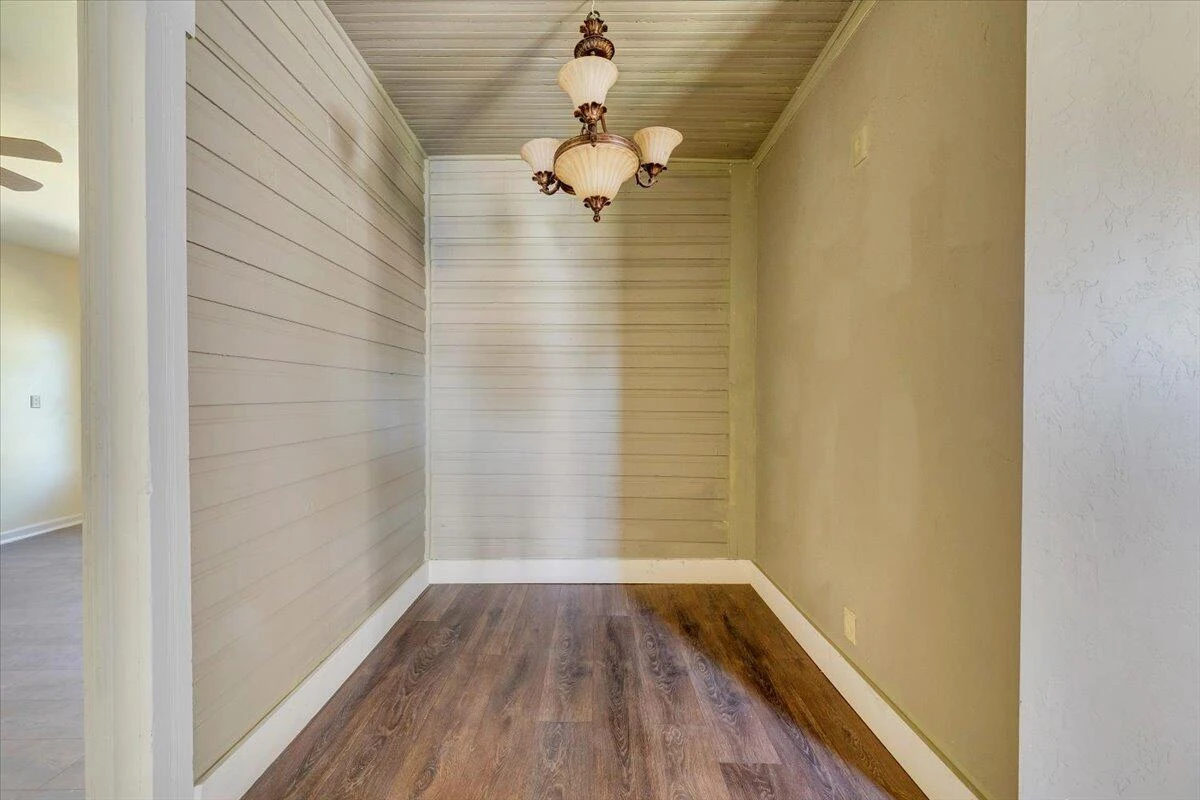 916 Dale AVE - Photo 18
