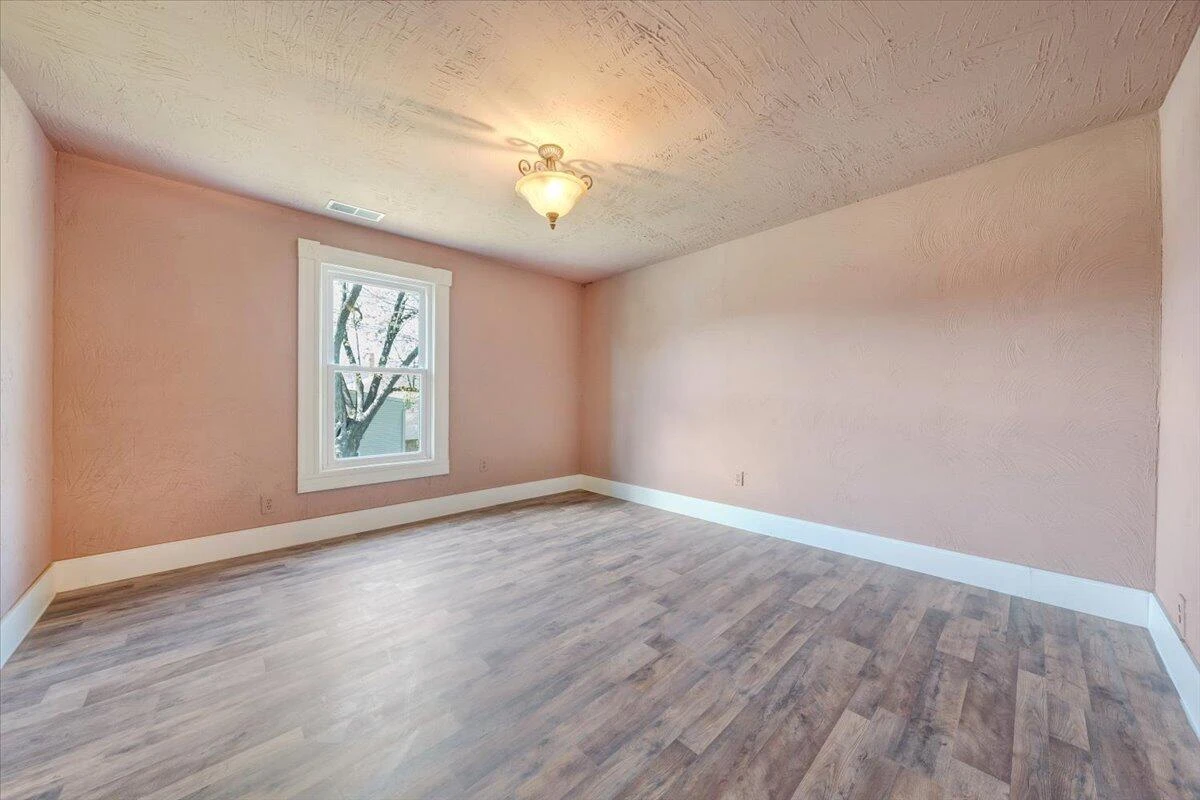 916 Dale AVE - Photo 30