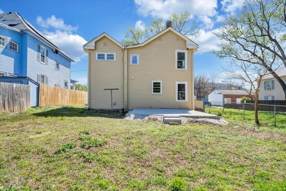 916 Dale AVE - Photo 40
