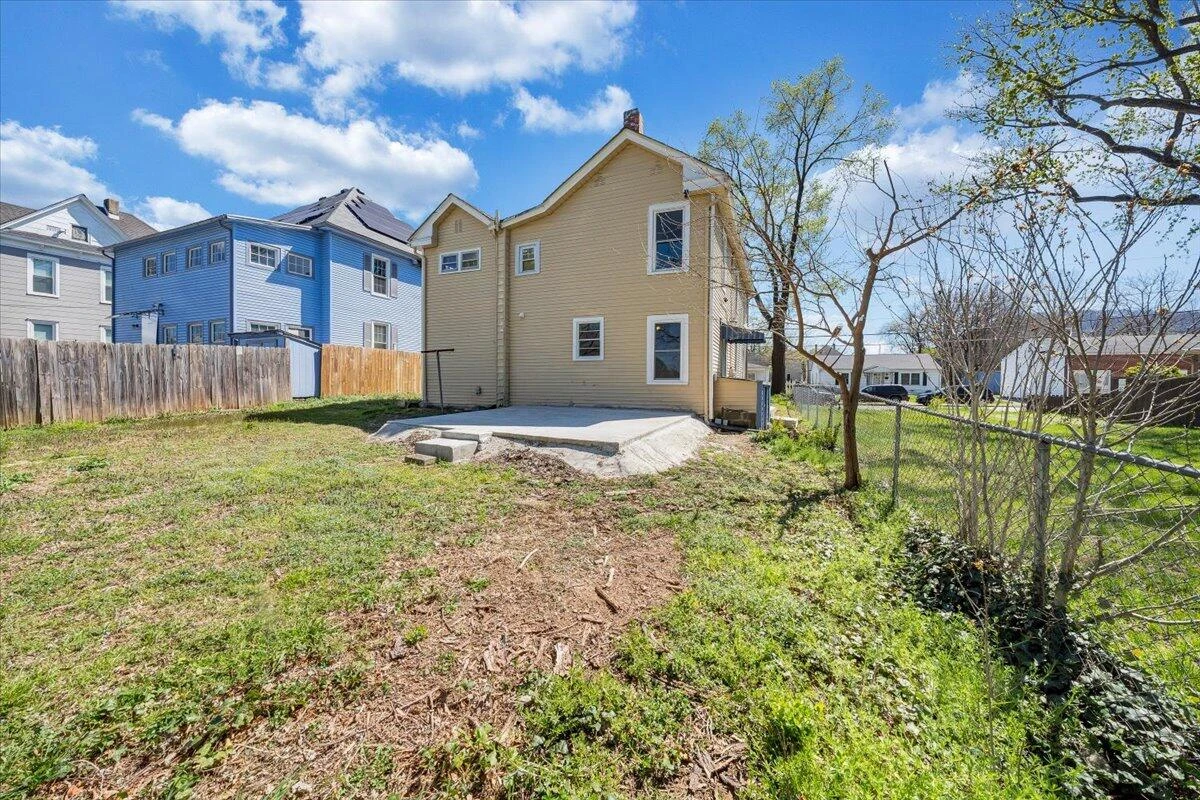 916 Dale AVE - Photo 43
