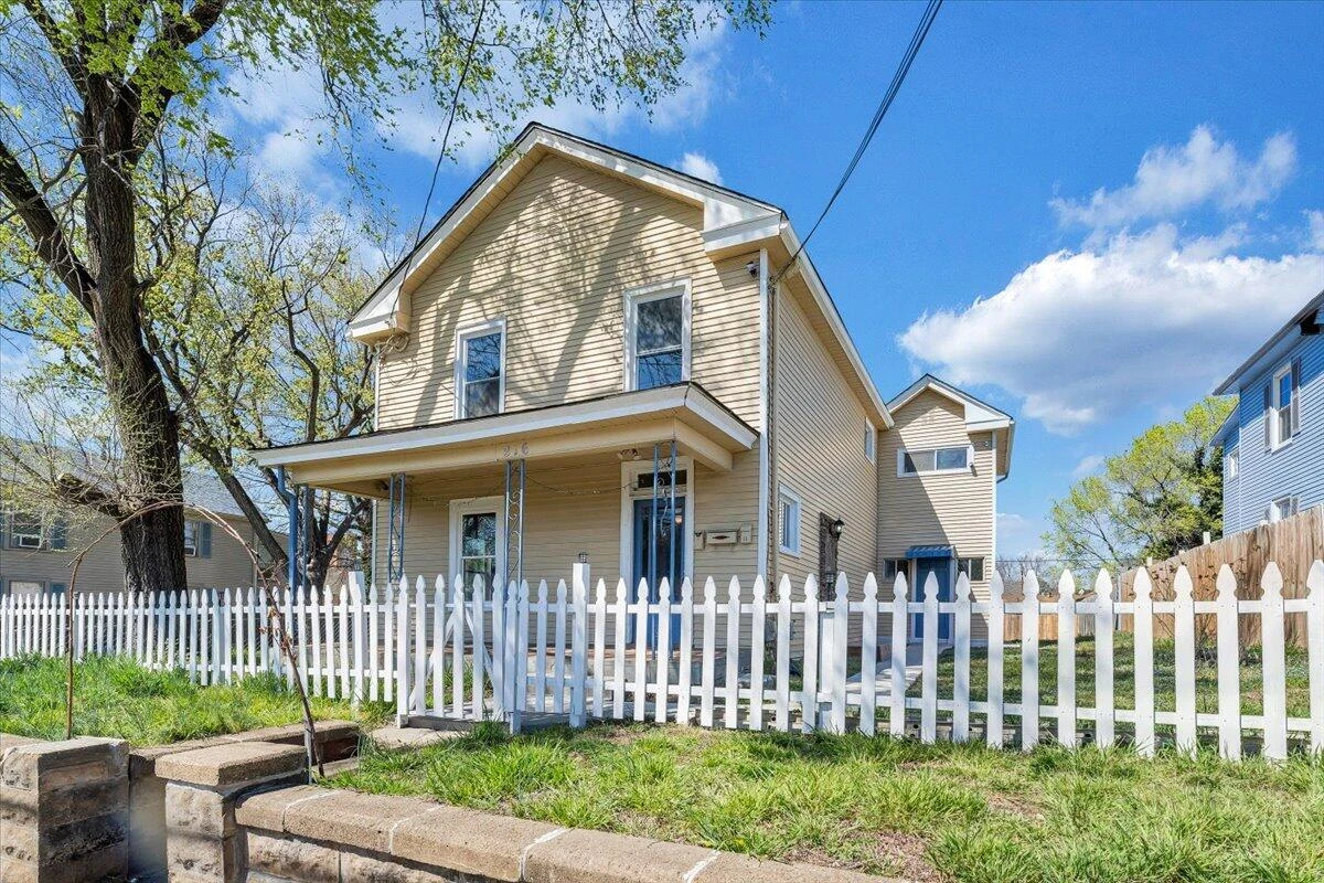 916 Dale AVE - Photo 47