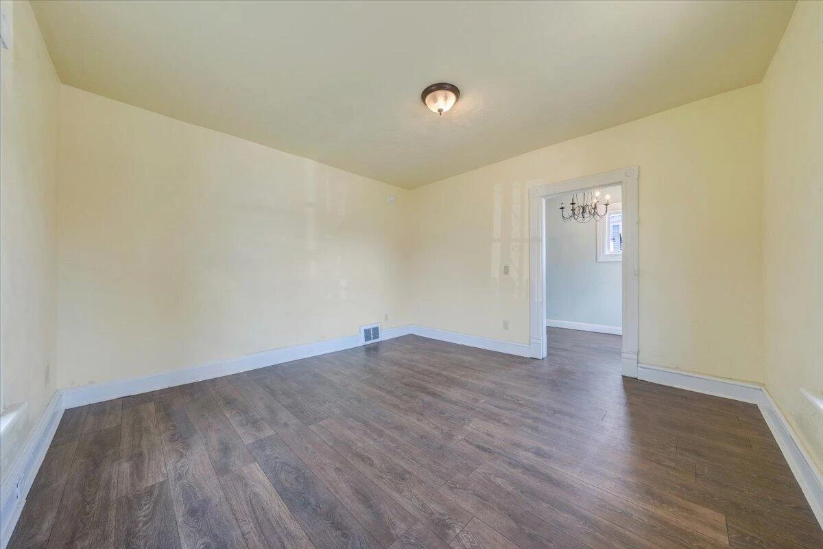 916 Dale AVE - Photo 11