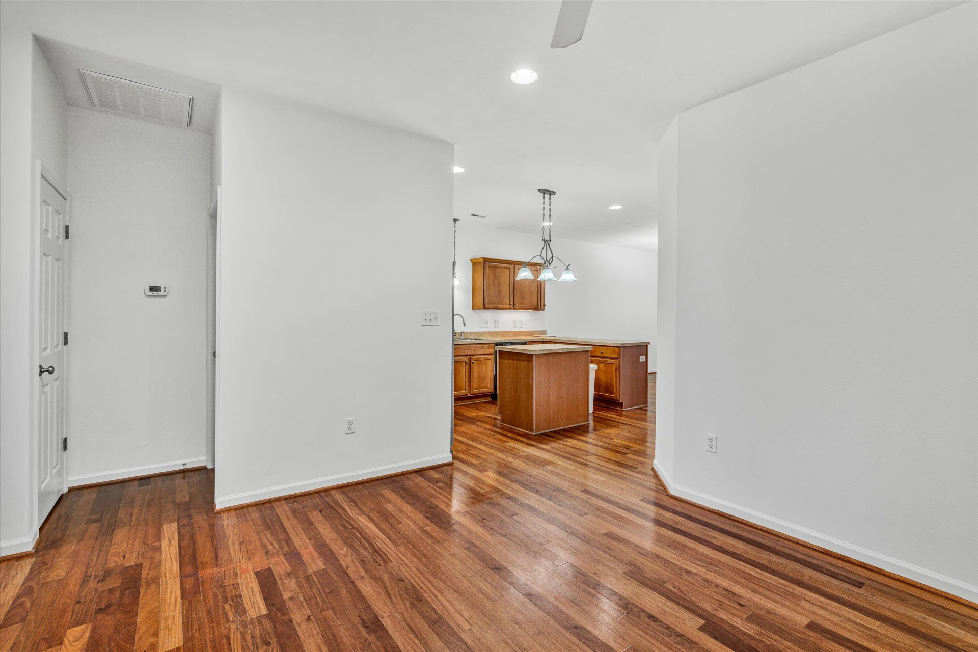 88 Maple ST - Photo 11
