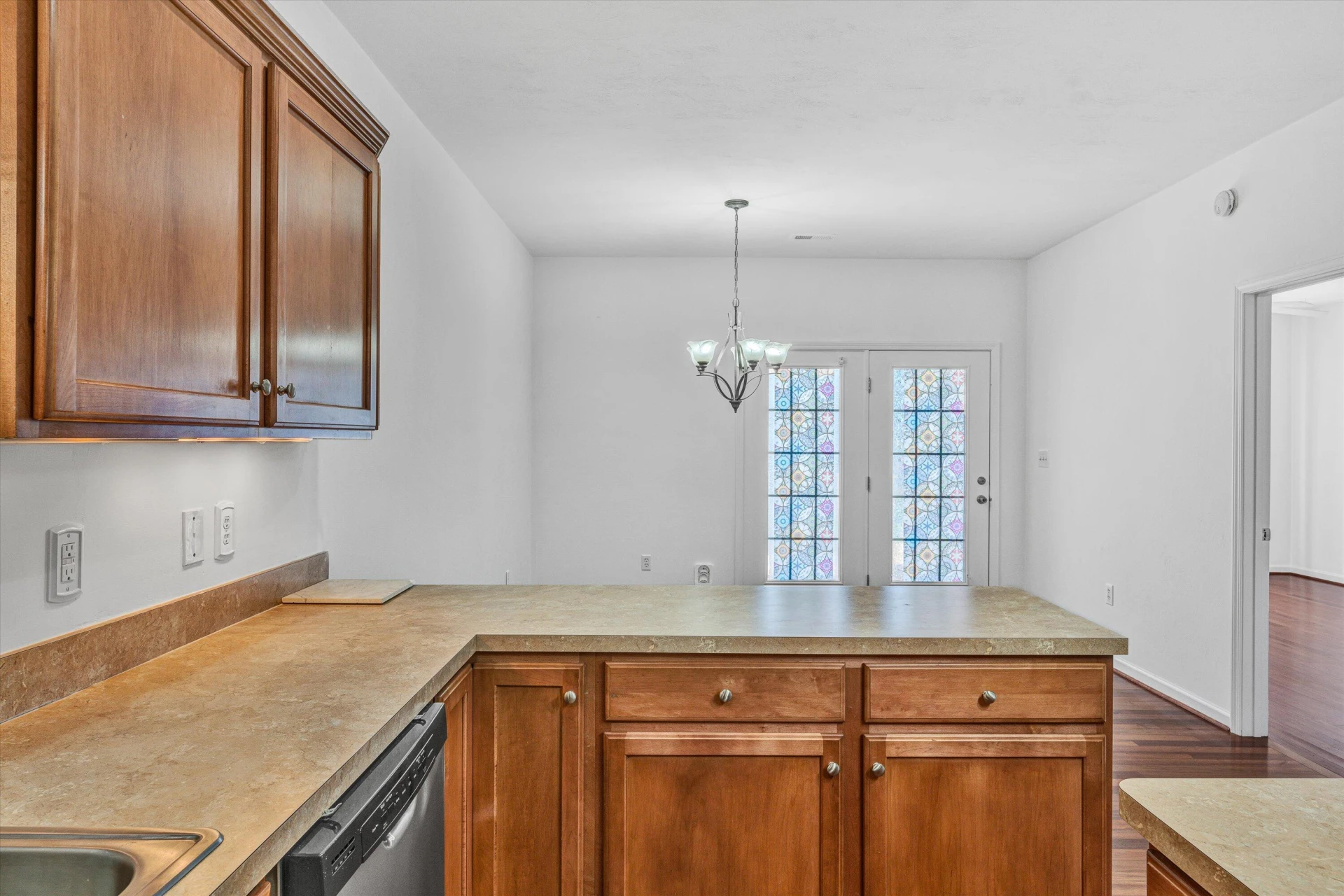 88 Maple ST - Photo 15