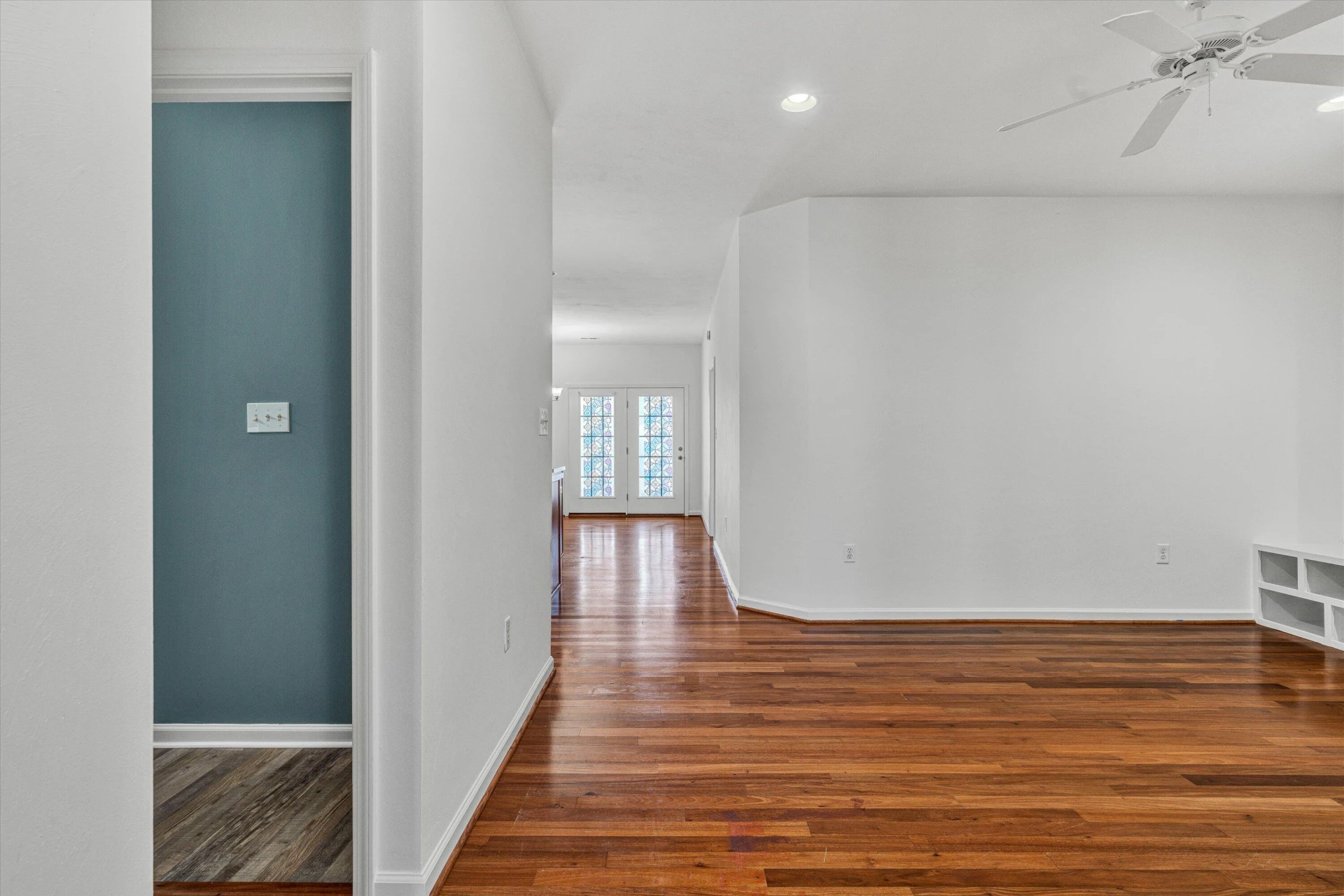 88 Maple ST - Photo 4