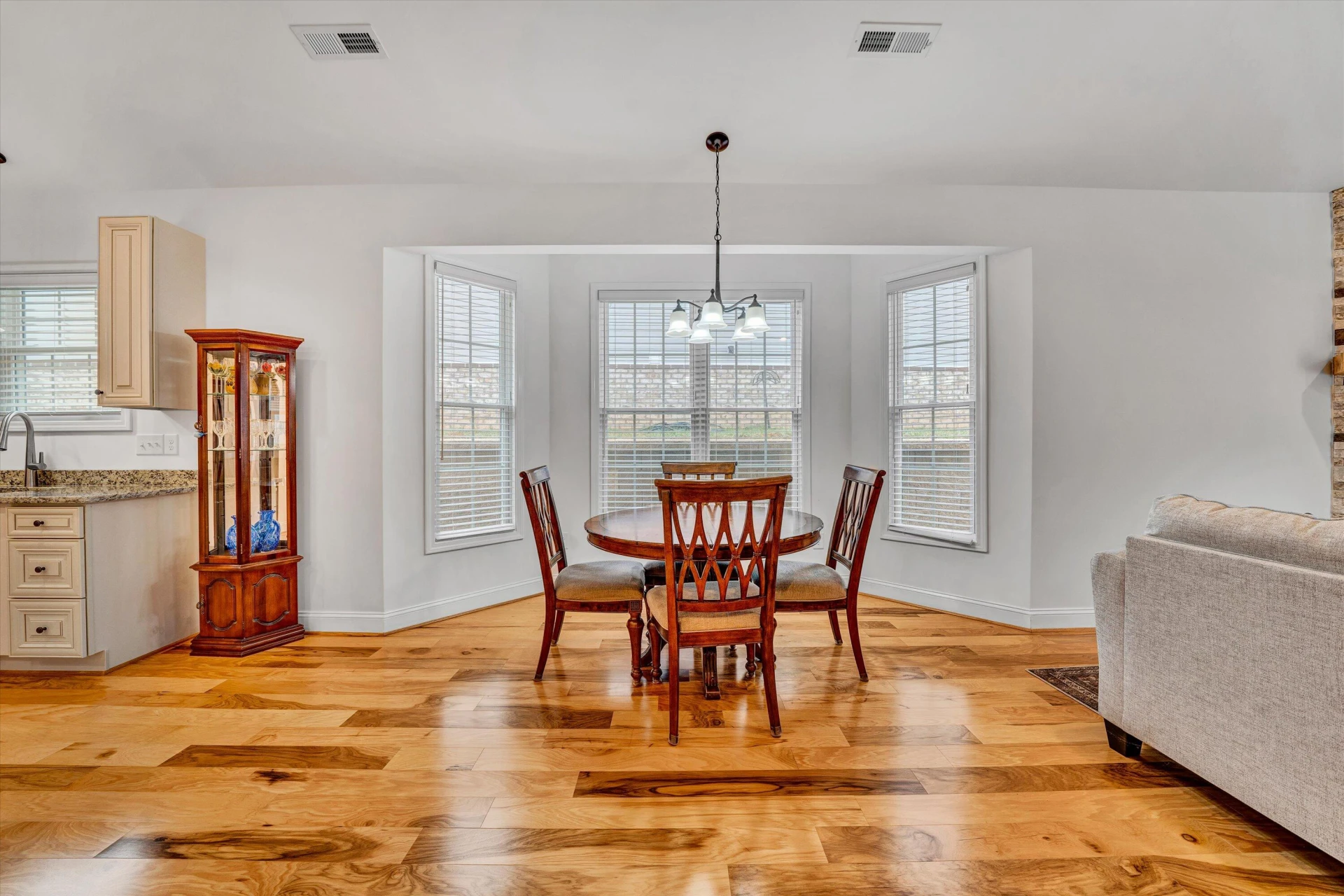 1252 Trafalgar DR - Photo 12