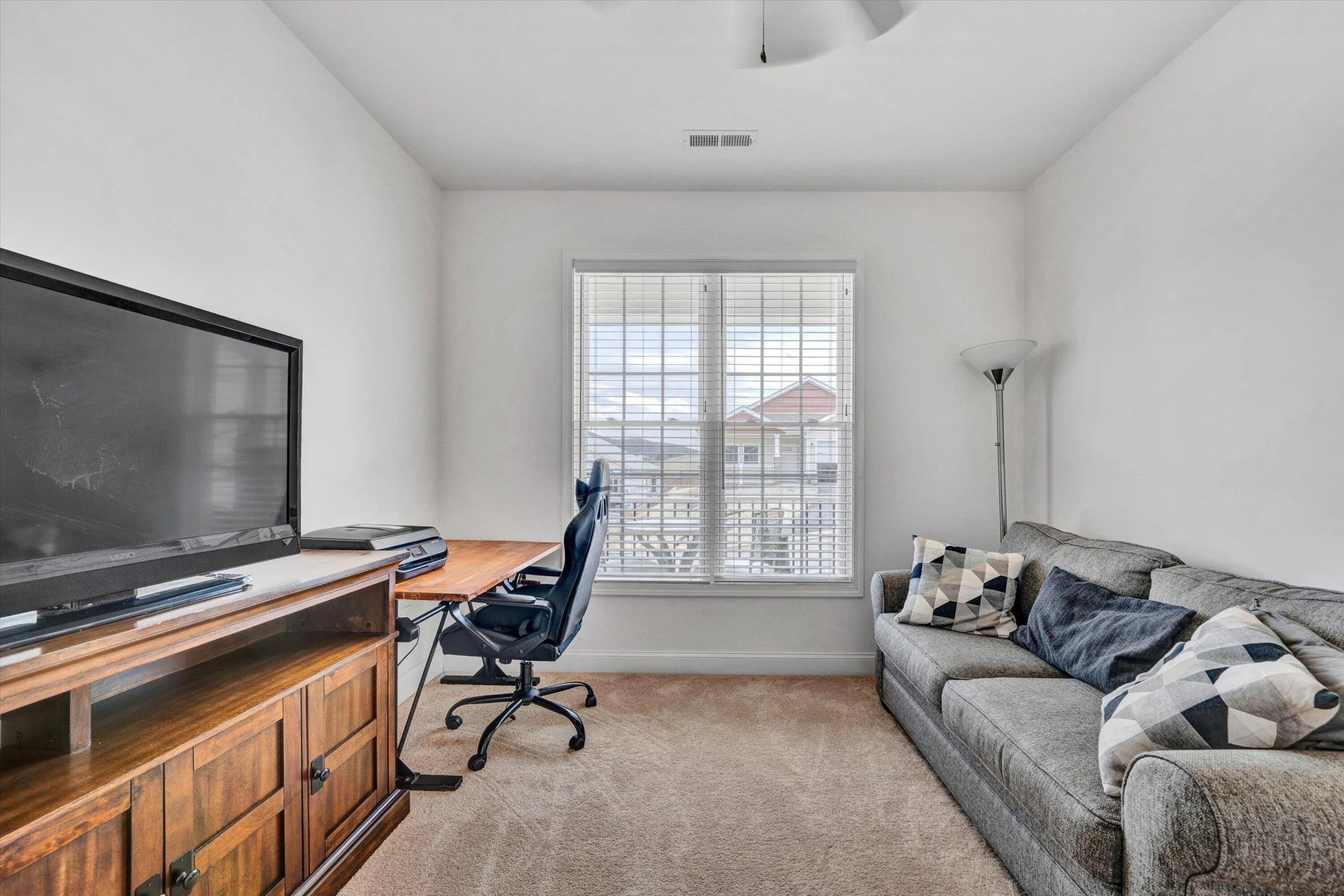 1252 Trafalgar DR - Photo 24