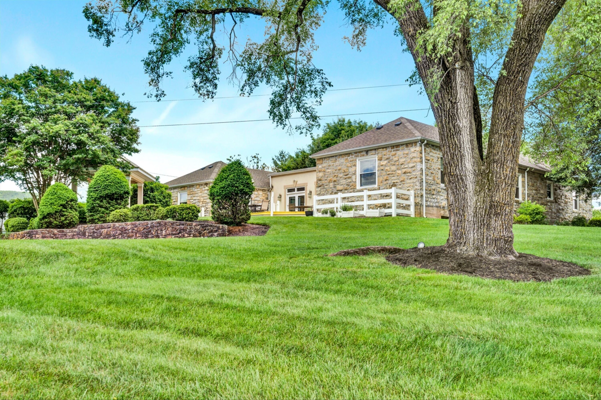 1252 Trafalgar DR - Photo 37