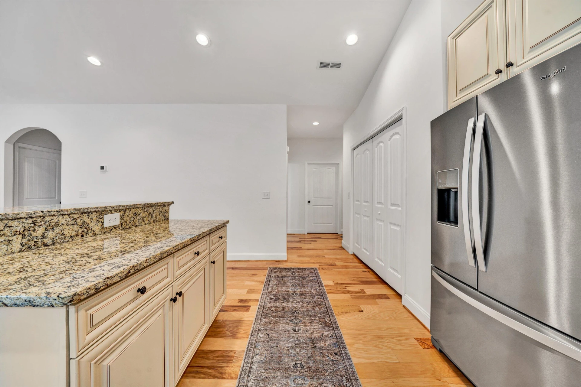 1252 Trafalgar DR - Photo 8