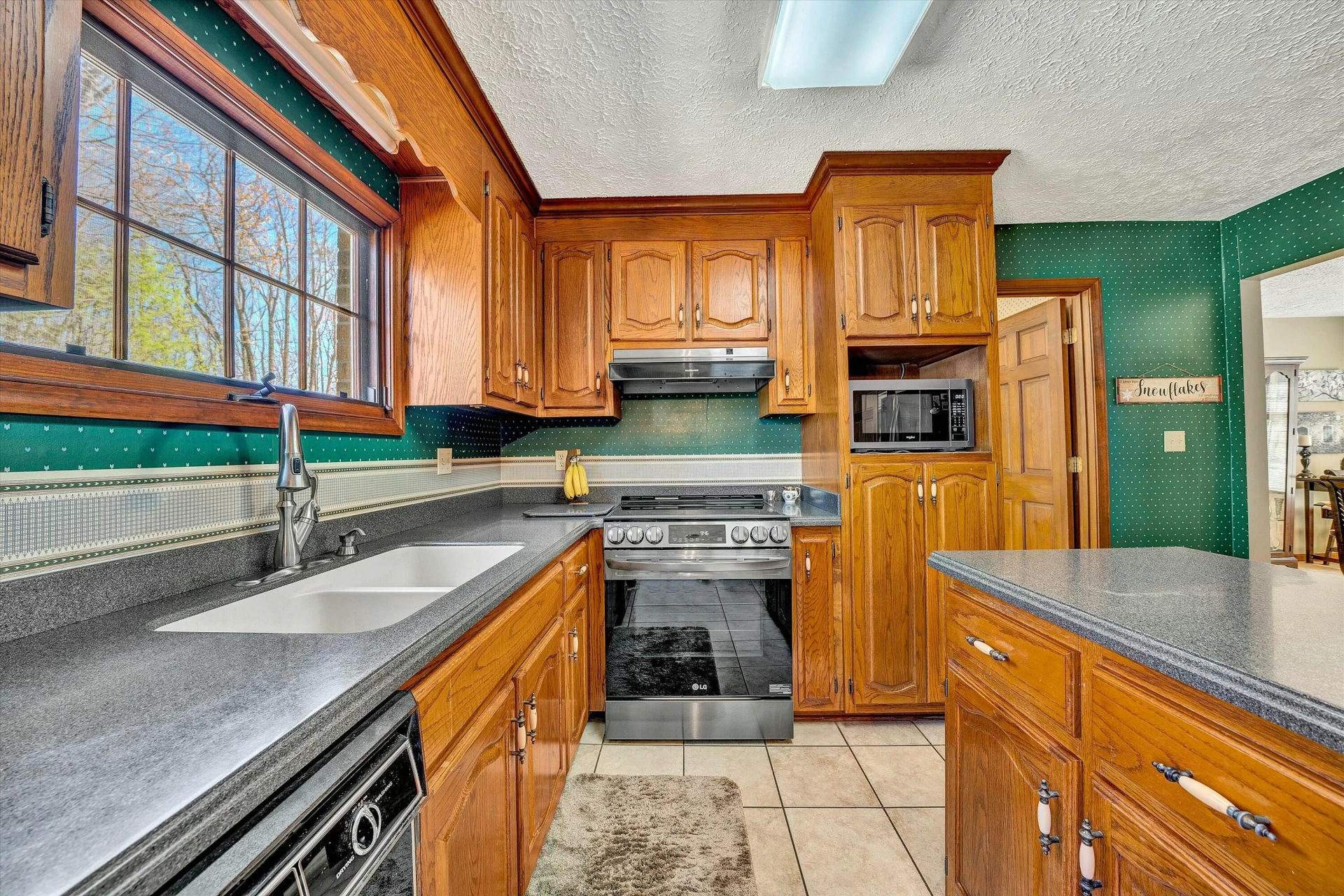 70 Belmont DR - Photo 16