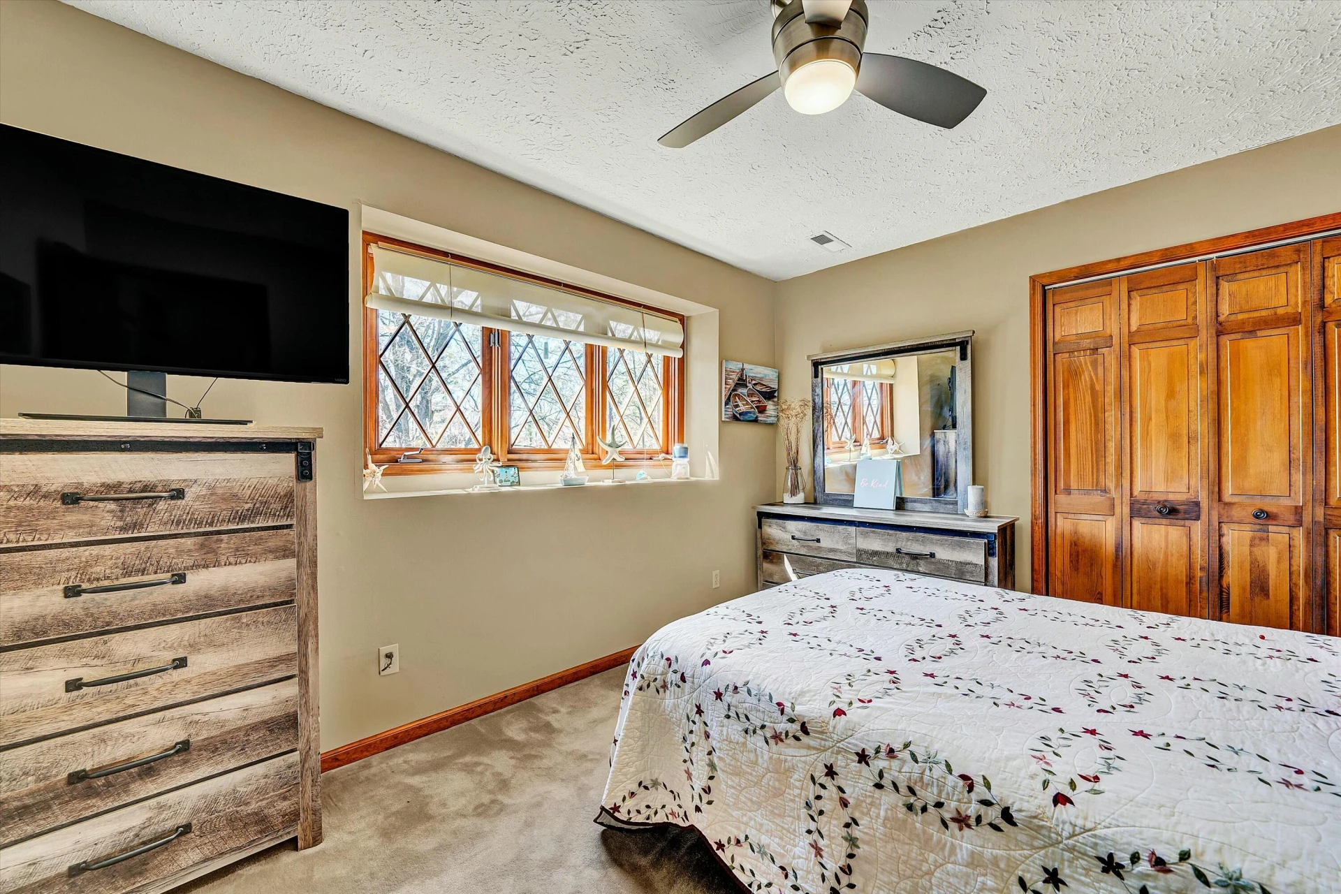 70 Belmont DR - Photo 38