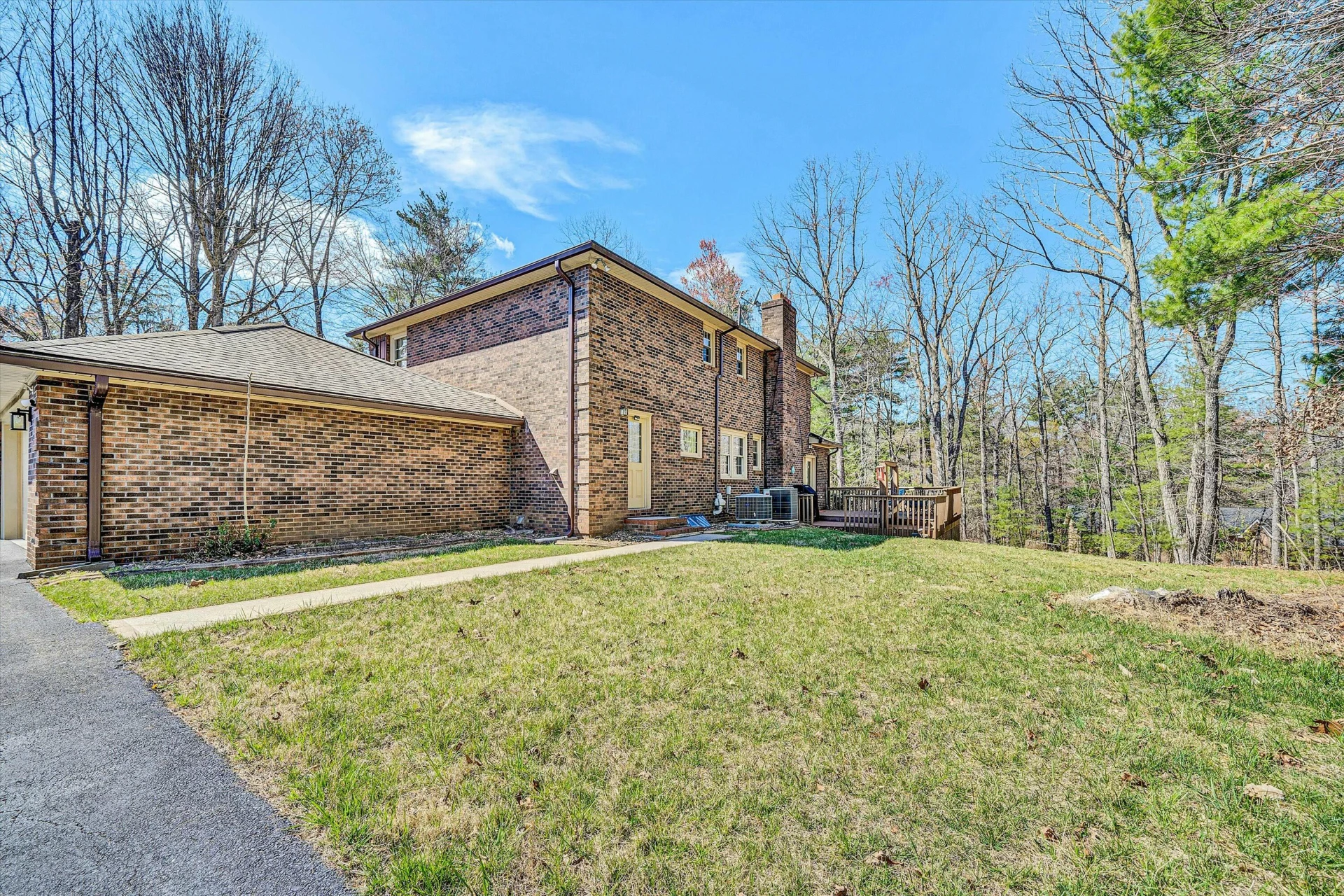 70 Belmont DR - Photo 45