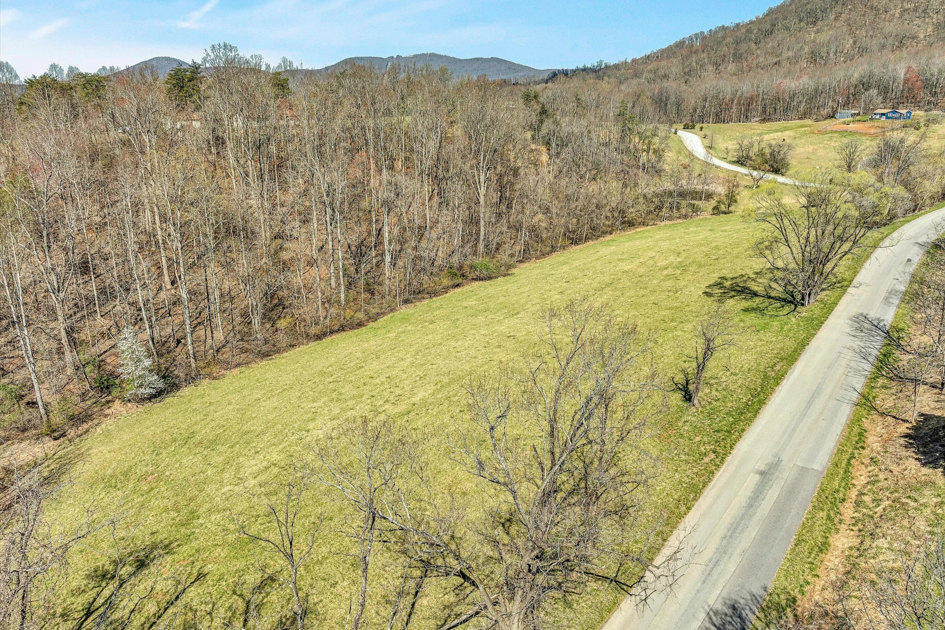 1330 Springfield DR - Photo 17