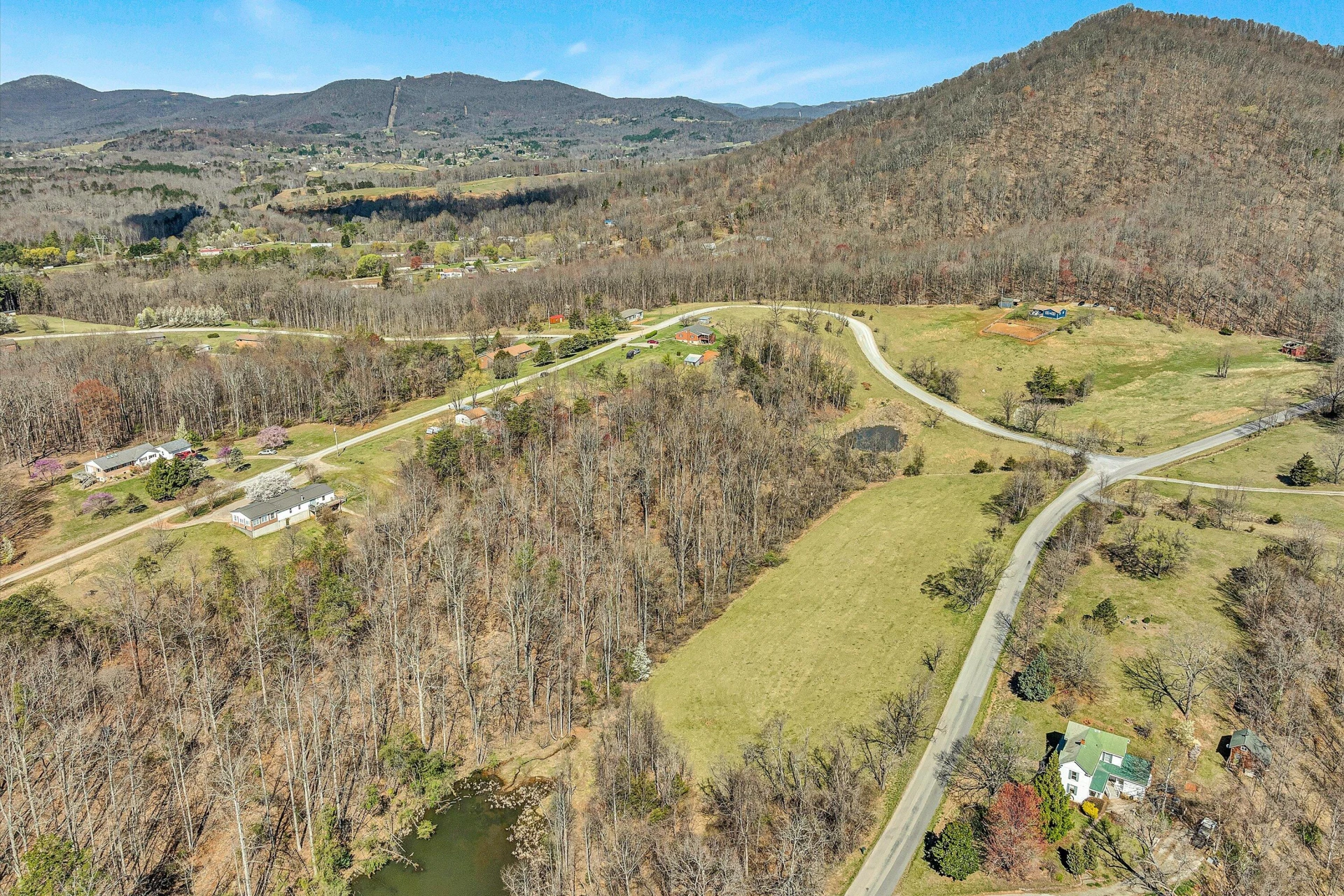 1330 Springfield DR - Photo 29