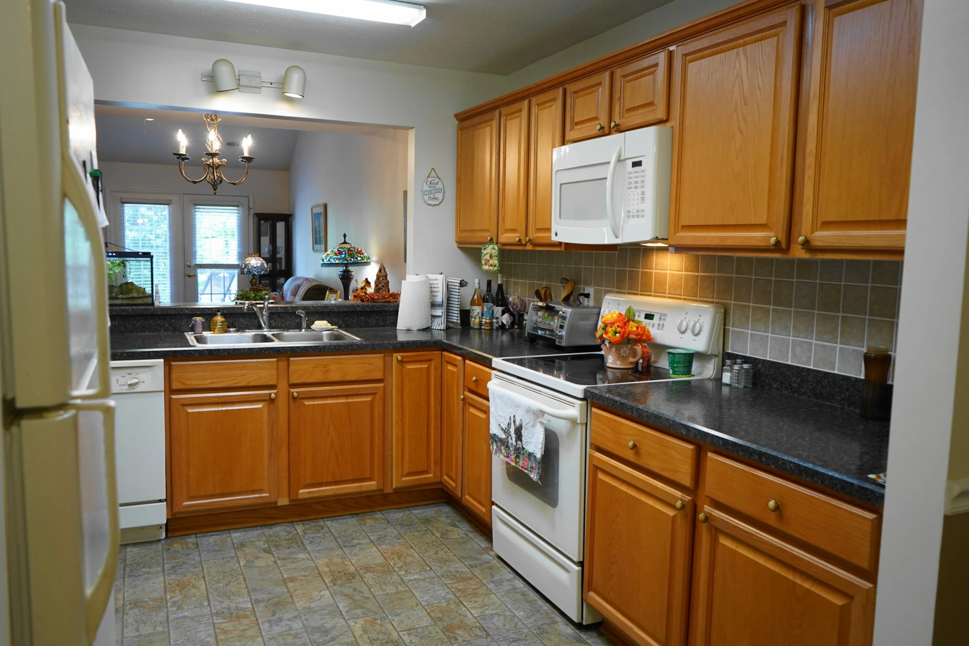 8531 Pineflat LN - Photo 10