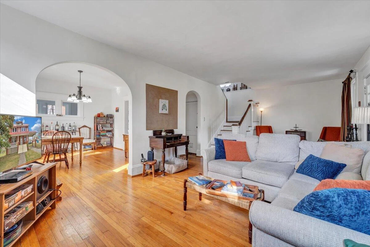2501 Weaver RD - Photo 14