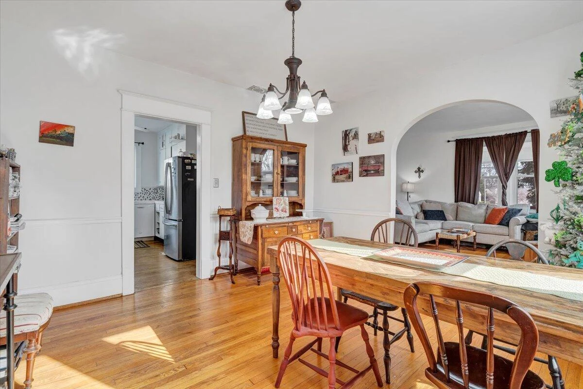 2501 Weaver RD - Photo 17