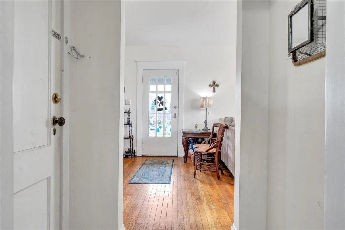 2501 Weaver RD - Photo 26