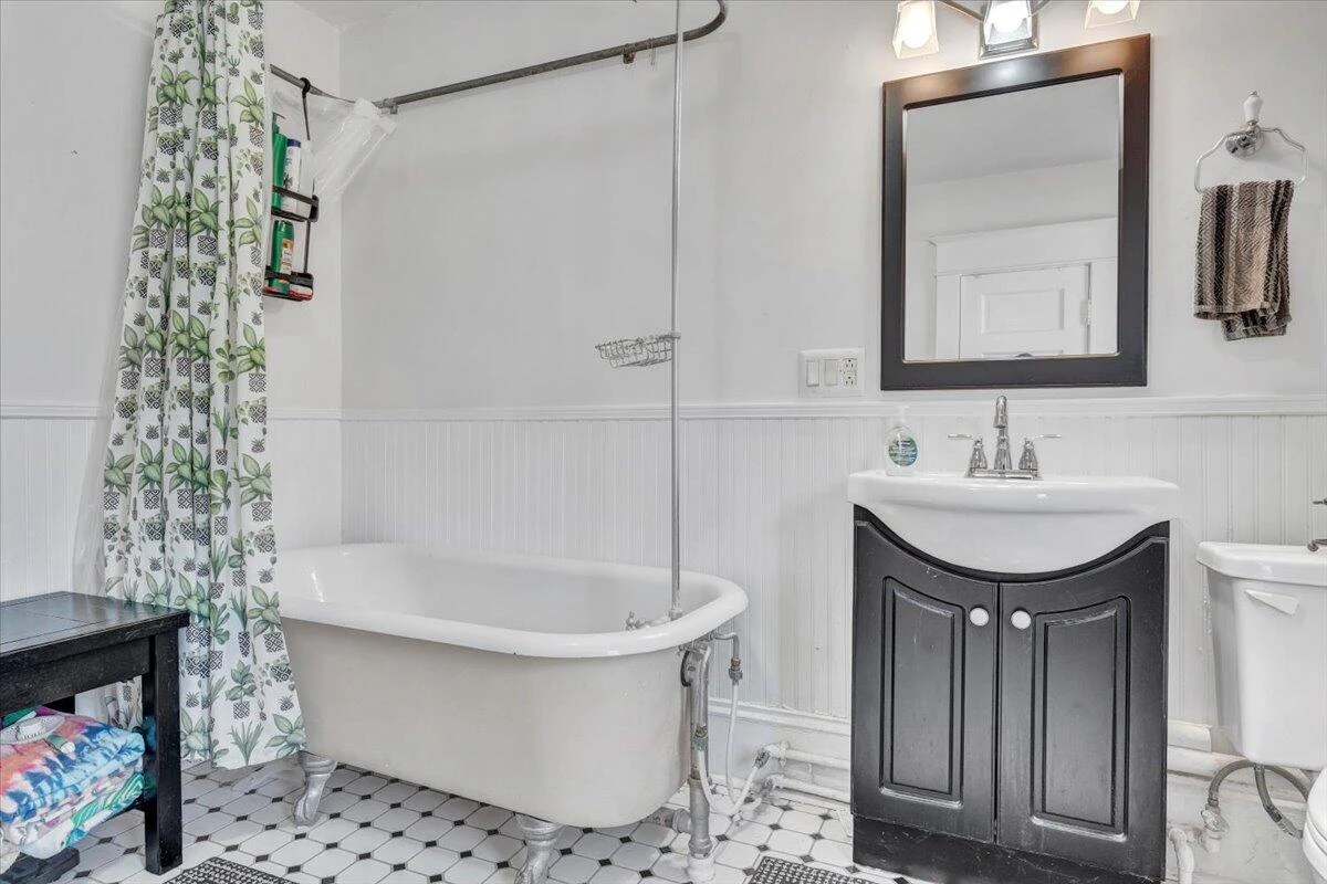 2501 Weaver RD - Photo 33