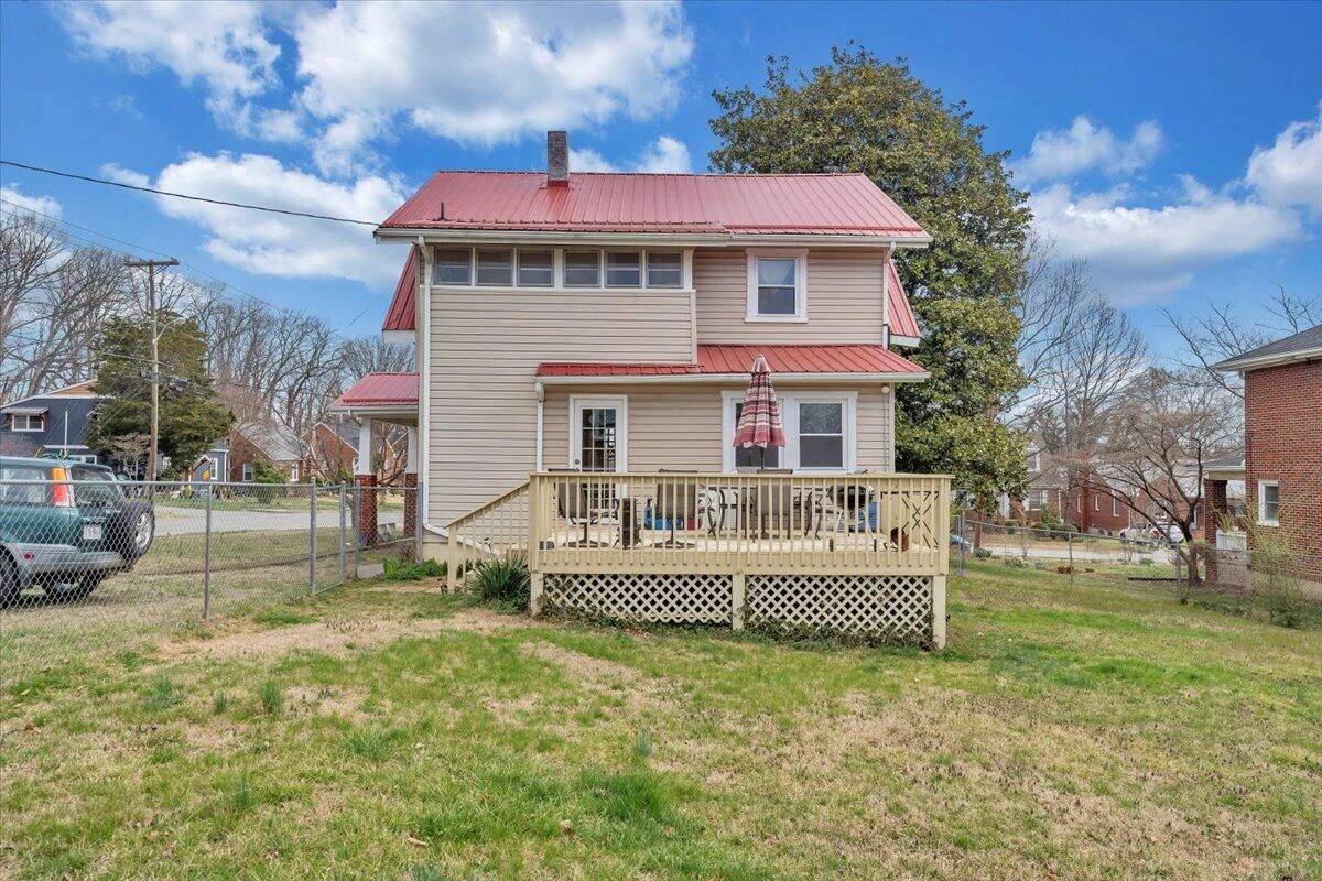 2501 Weaver RD - Photo 36