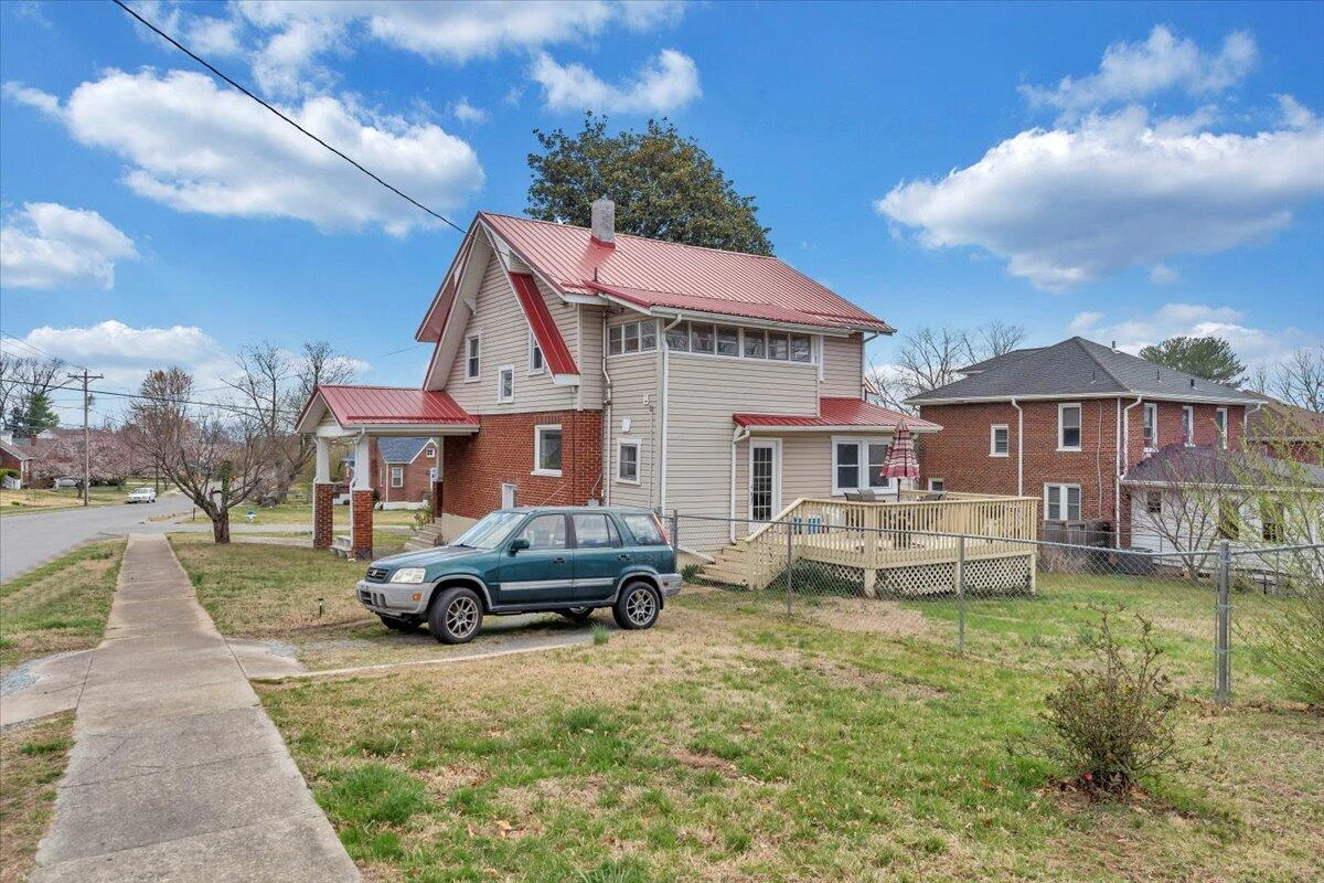 2501 Weaver RD - Photo 37