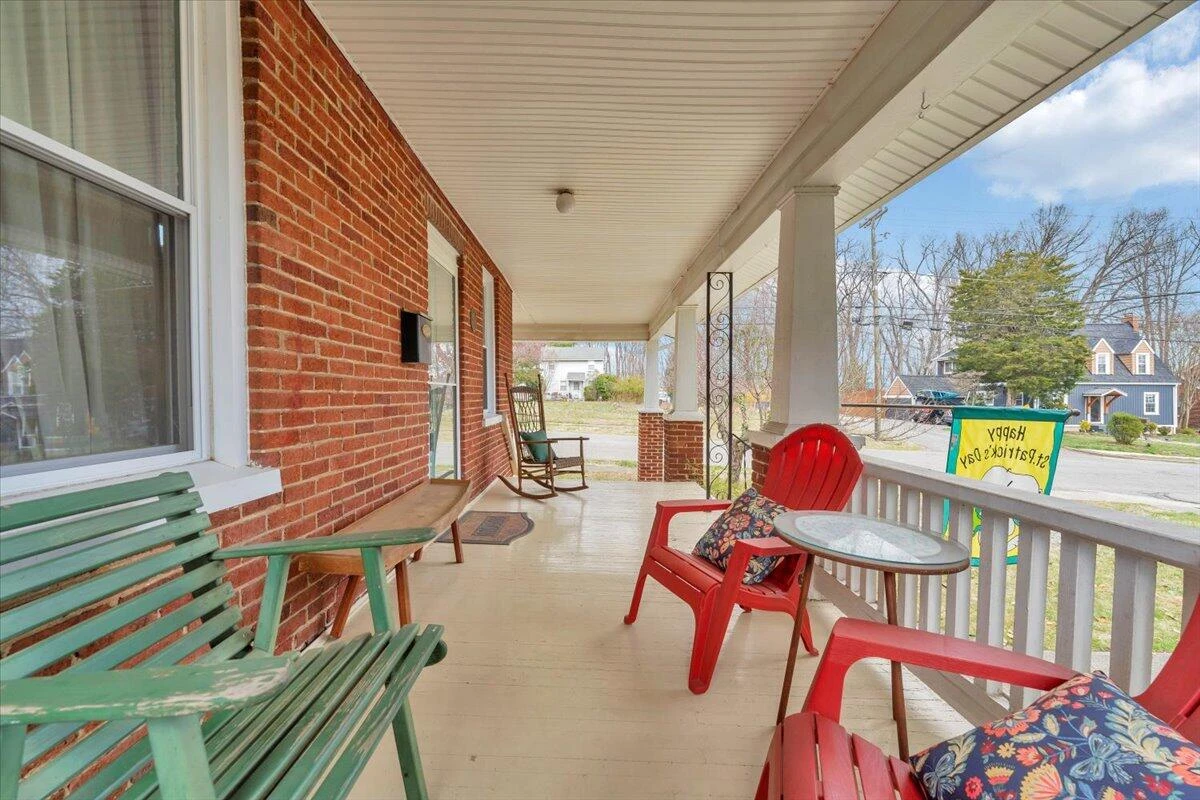 2501 Weaver RD - Photo 7