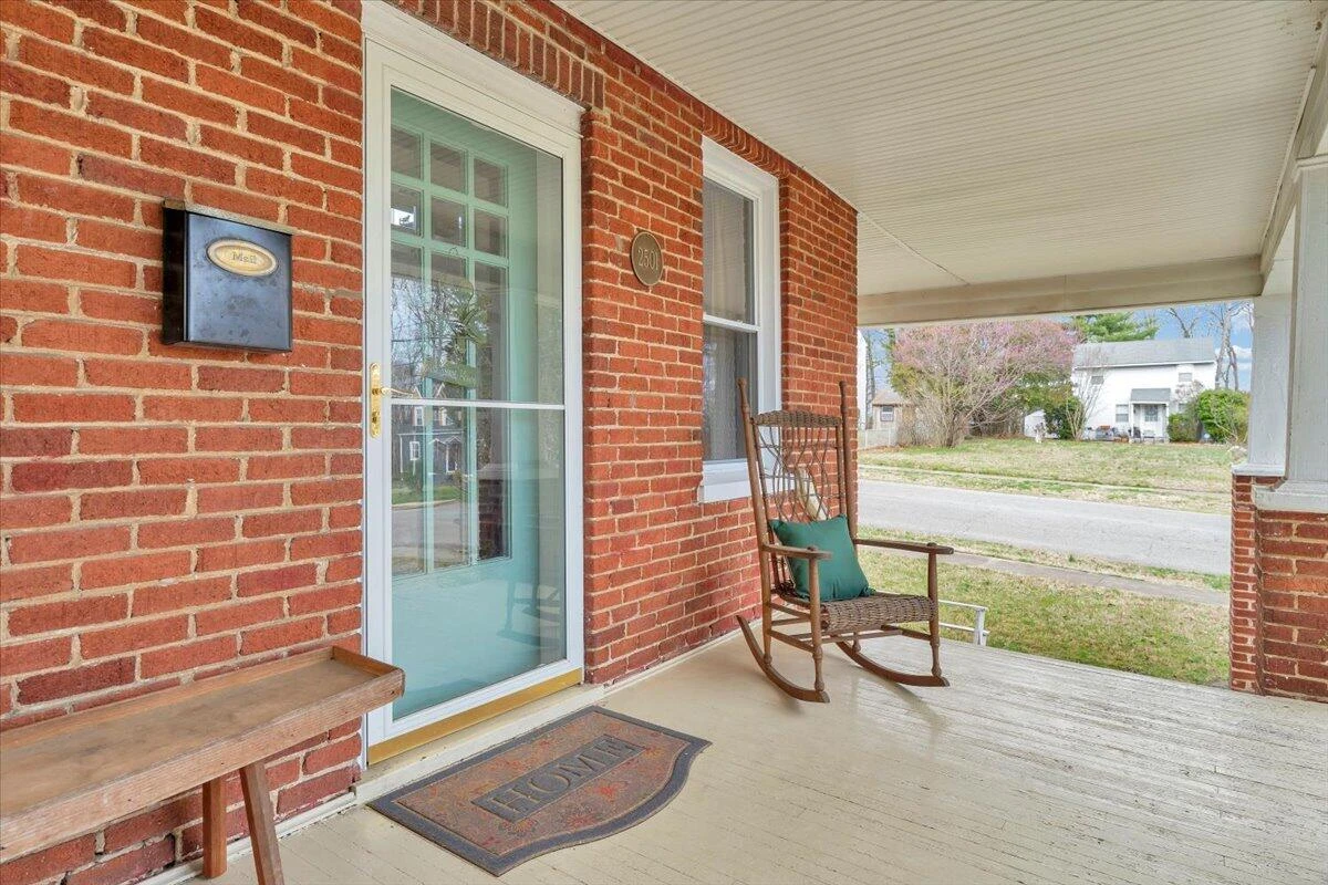 2501 Weaver RD - Photo 8