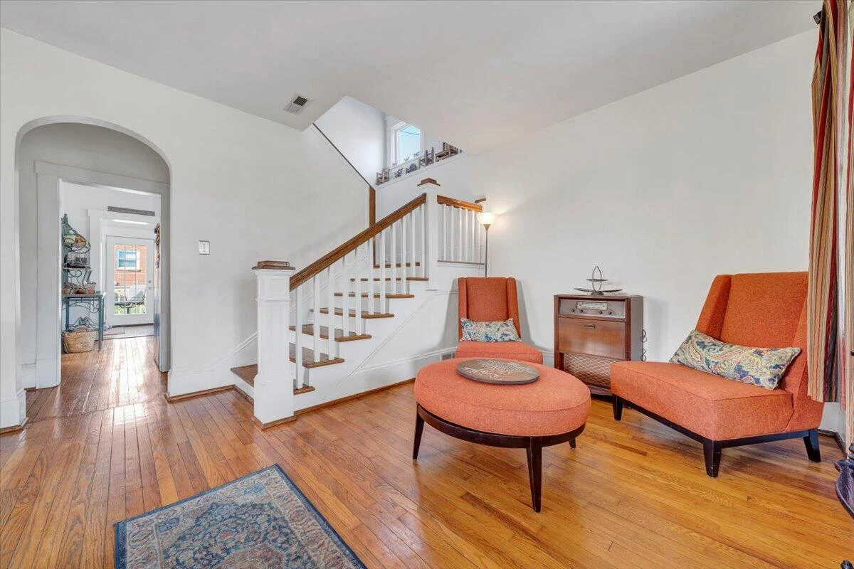 2501 Weaver RD - Photo 9