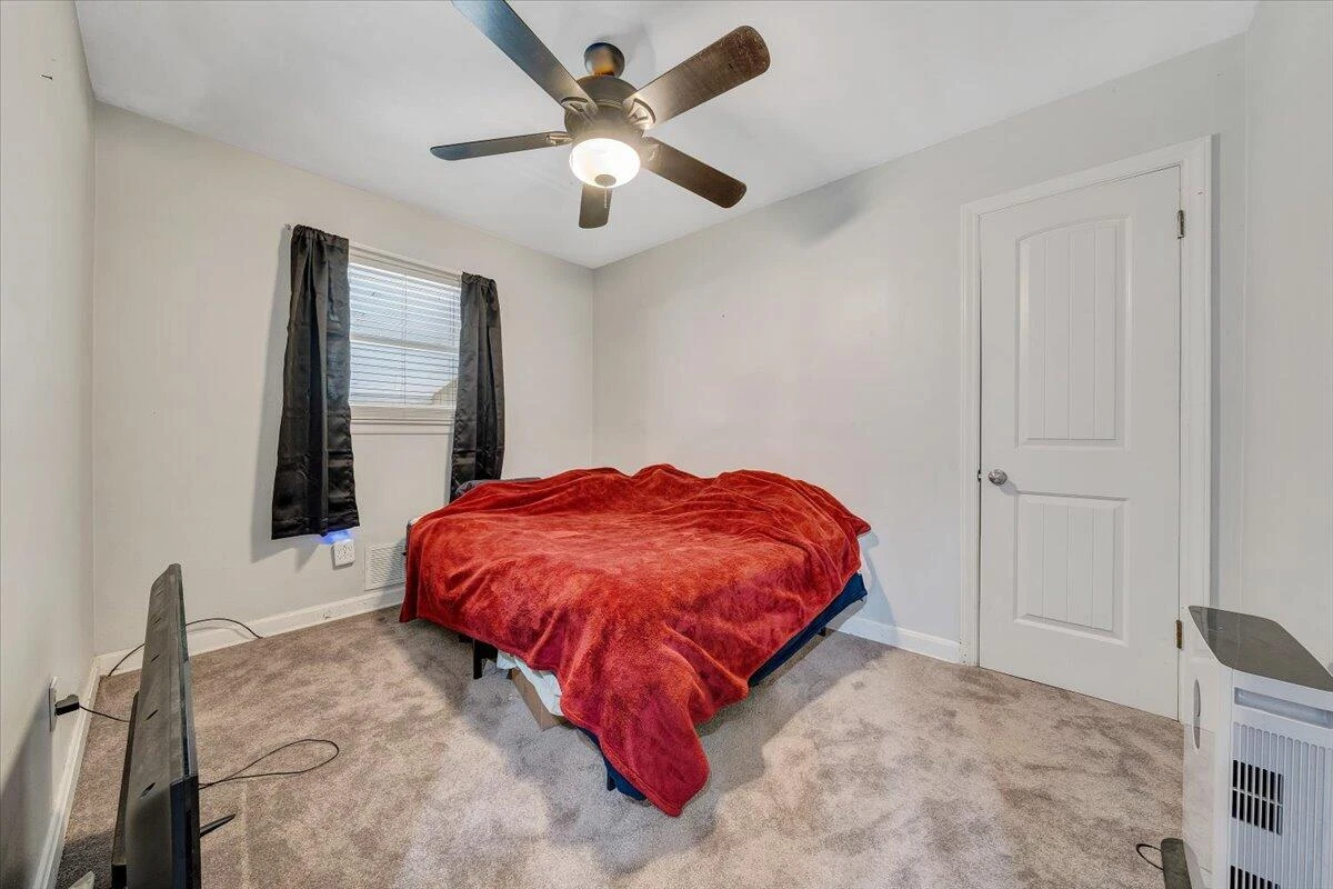 331 Ross ST - Photo 10