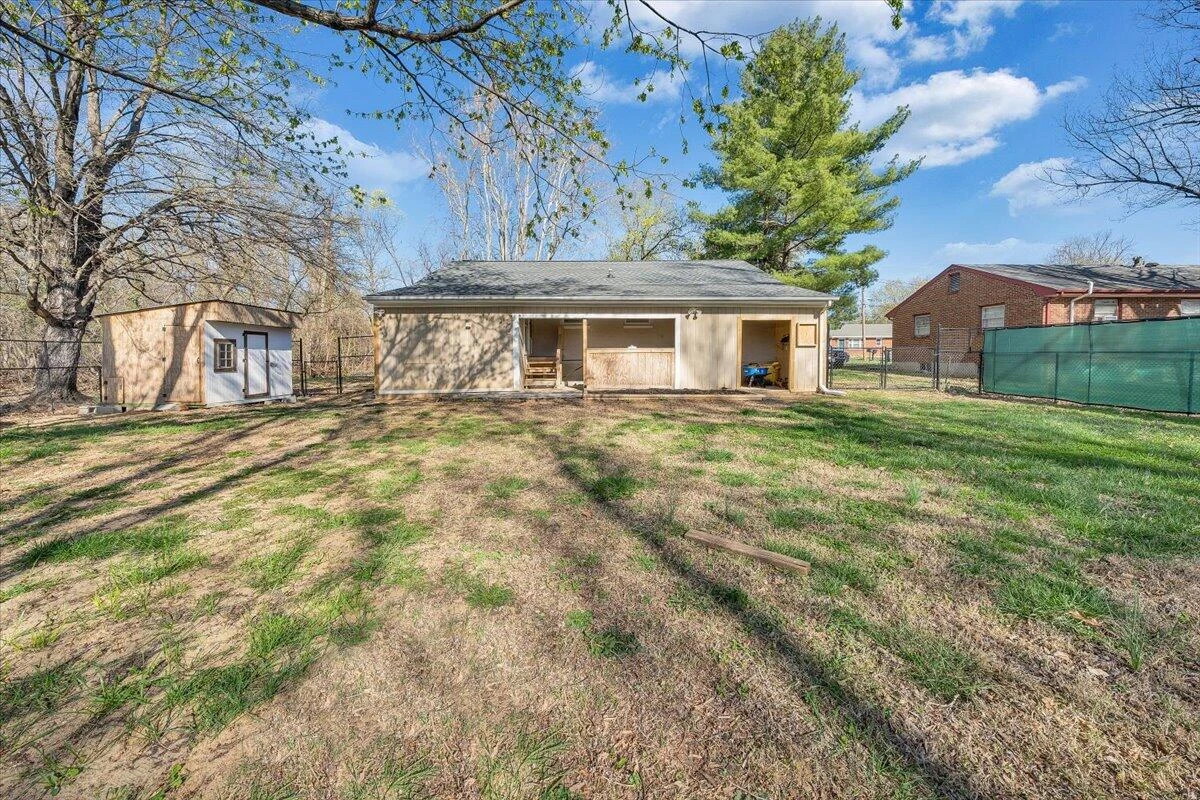 331 Ross ST - Photo 18
