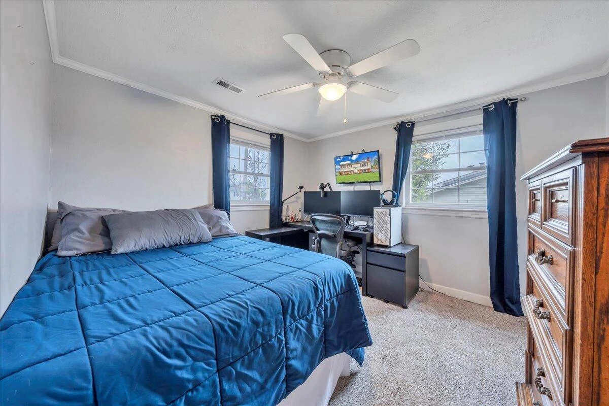 903 Olney RD - Photo 16