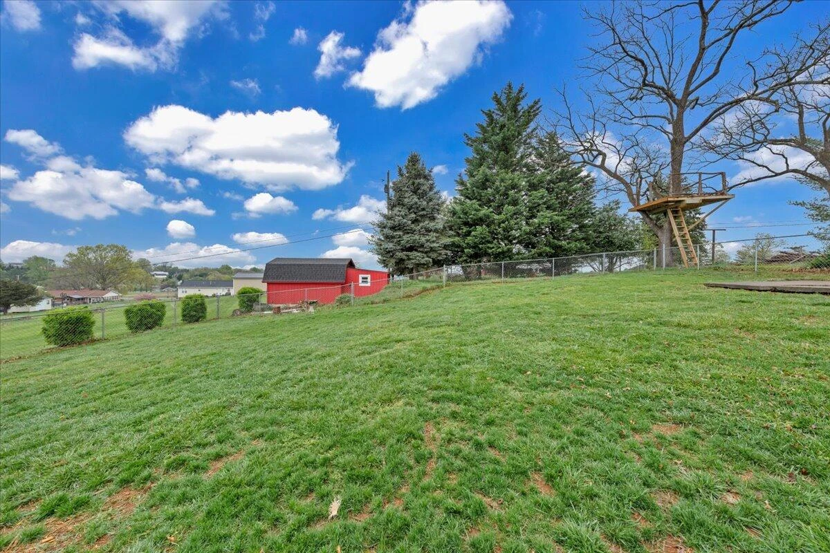 903 Olney RD - Photo 23