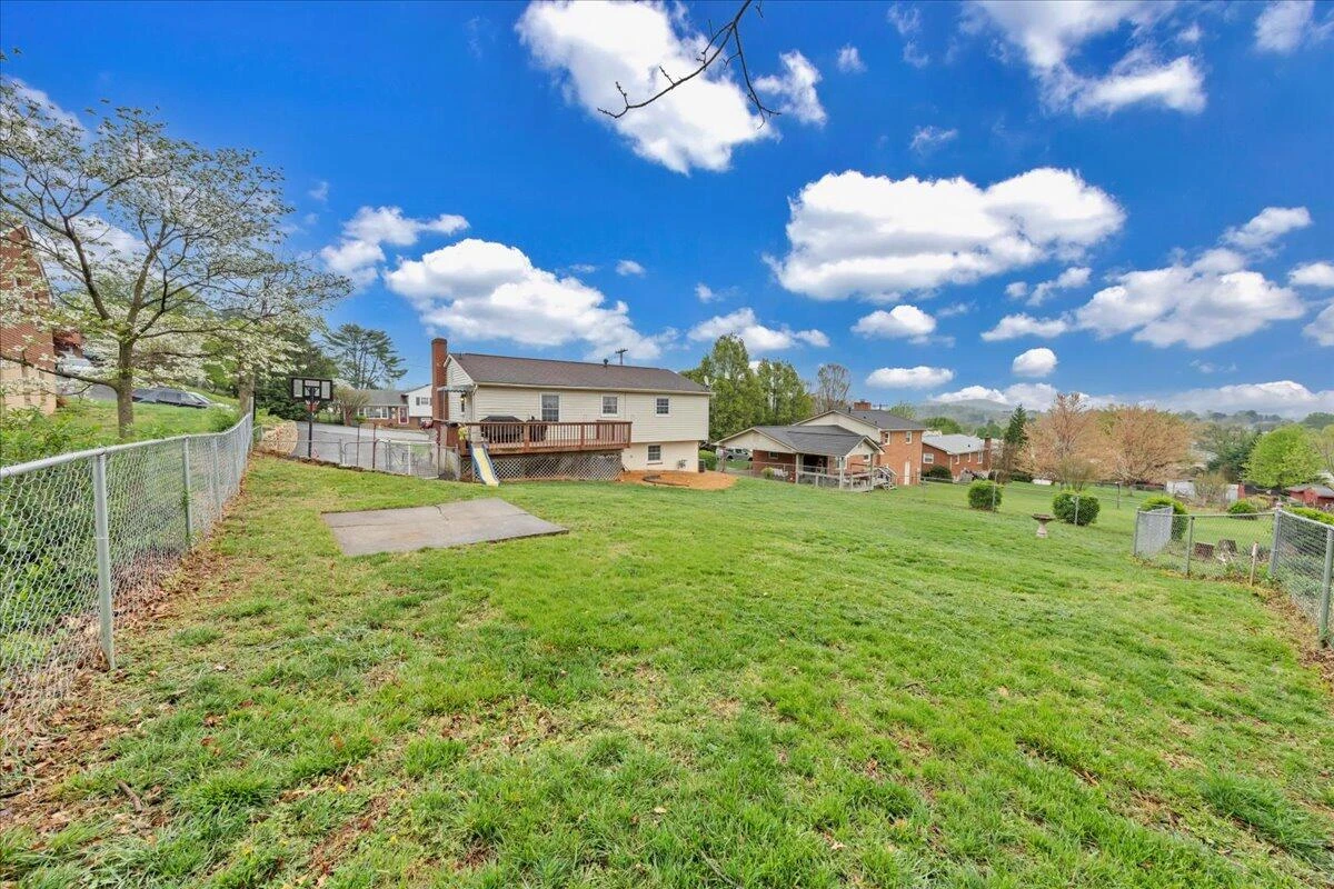 903 Olney RD - Photo 27