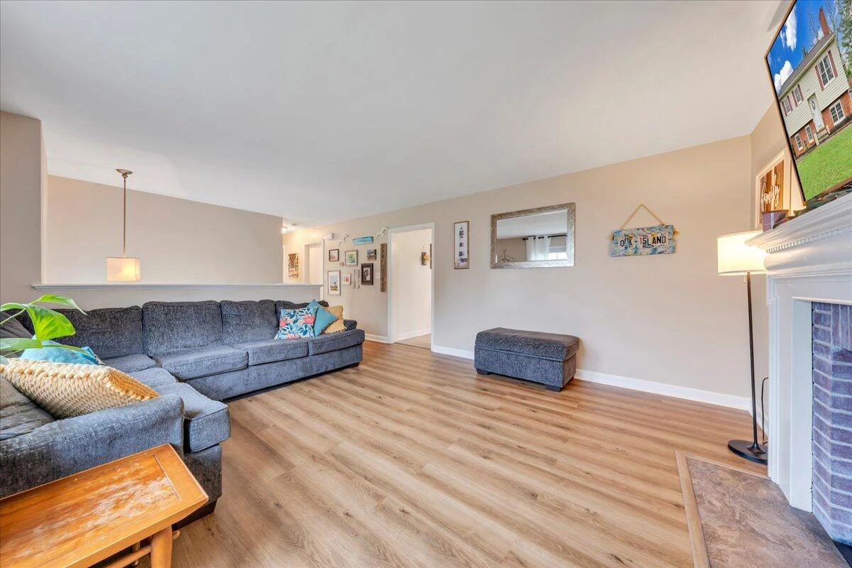 903 Olney RD - Photo 4