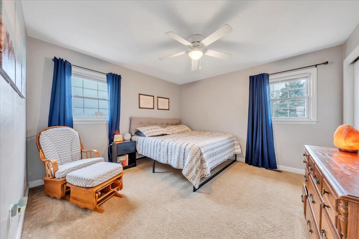 903 Olney RD - Photo 8